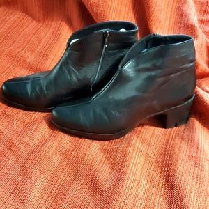 Munro Robynette Bootie